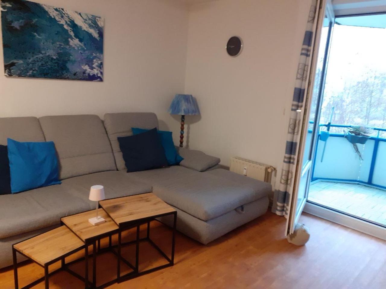 Aquamarin - Charmantes Appartement Mit Balkon รอสต็อค ภายนอก รูปภาพ